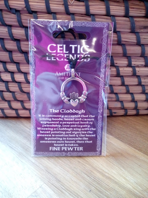 Claddagh Legend Pendant